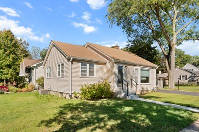 1436 Jefferson Avenue, House other with 2 bedrooms, 1 bathrooms and 1 parking in Downers Grove IL | Image 2