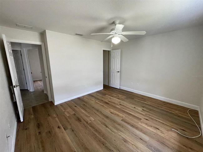 Bedroom 2 walk-in closet | Image 21