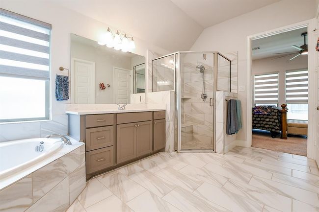 16903 Lupine Meadow Ln, House other with 3 bedrooms, 3 bathrooms and 3 parking in Humble TX | Image 29