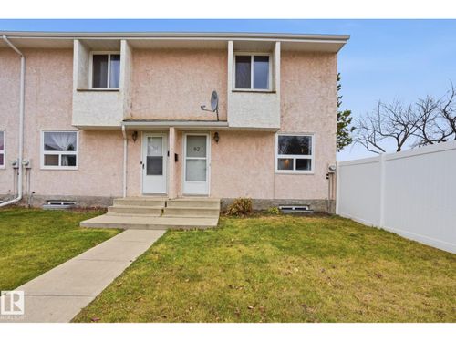 82 Lakewood Villge Nw, Edmonton, AB, T6K2B3 | Card Image