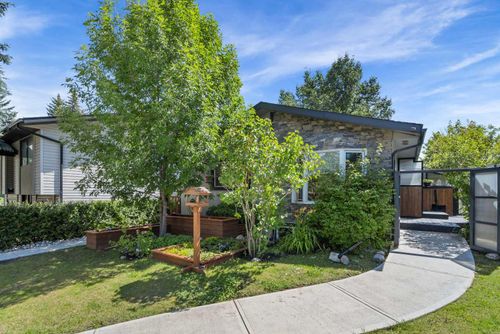 136 Ranchview Crt Nw, Calgary, AB, T3G1R5 | Card Image