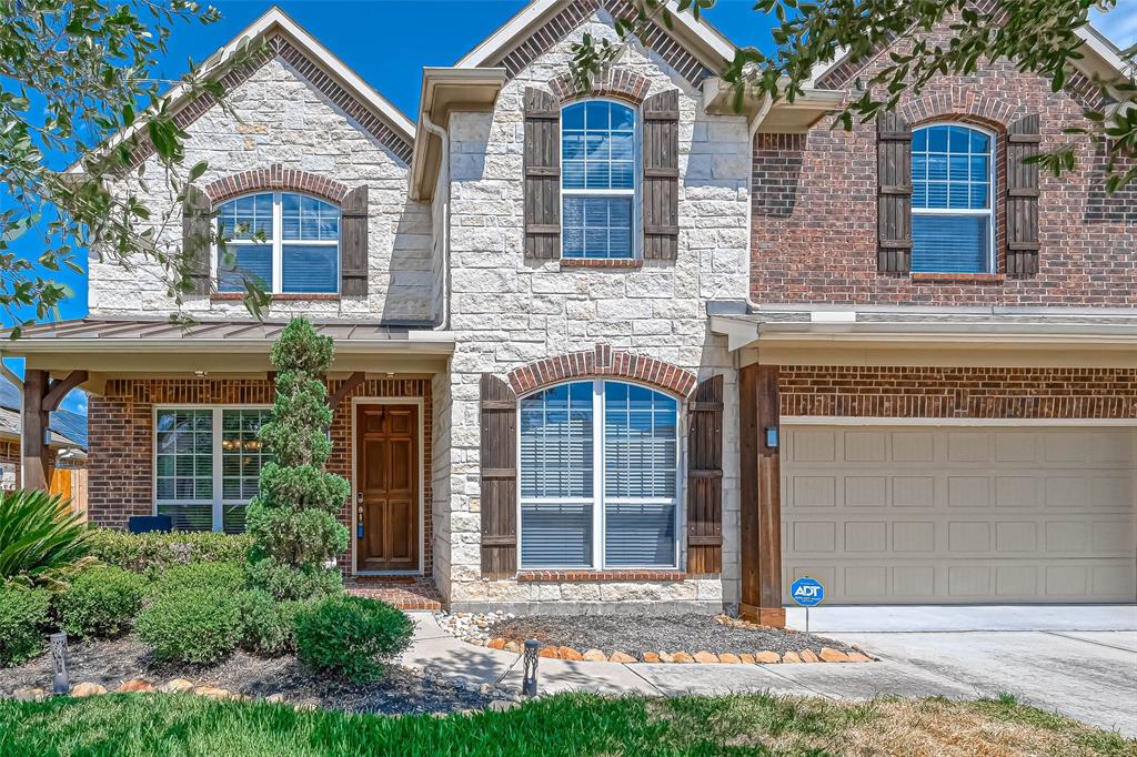 12906 Chatfield Manor Lane, For Sale in Tomball Zoocasa