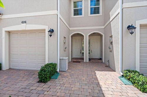 626 Sw Glen Crest Way, Stuart, FL, 34997-7257 | Card Image