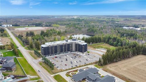 317-525 New Dundee Rd, Kitchener, ON, N2P0K8 | Card Image