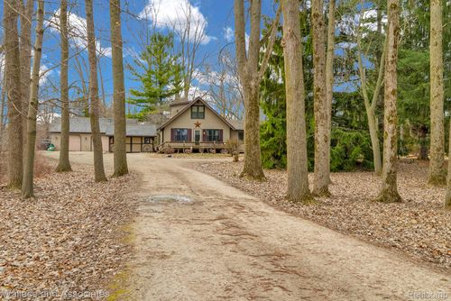 6616 Wellman Line Rd, Croswell, MI, 48422-8364 | Card Image