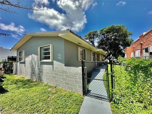 1533 Nw 53rd St, Miami, FL, 33142-3855 | Card Image