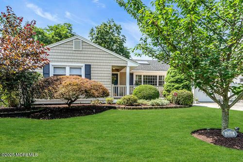 208 Chatham Ln, Point Pleasant Boro, NJ, 08742-2006 | Card Image