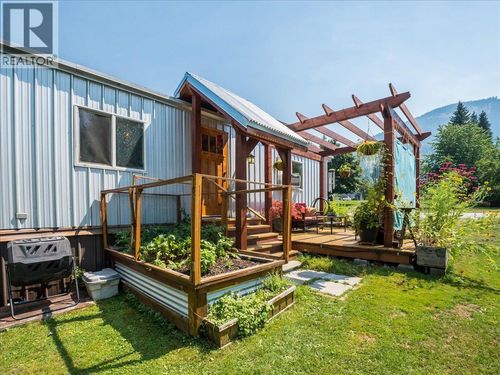 18-2917 Georama Road, Nelson, BC, V1L6Y7 | Card Image