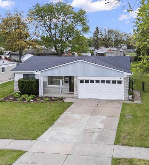 37010 Calka Dr, Sterling Heights, MI, 48310-3501 | Card Image