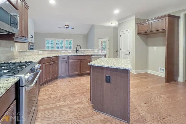 4540 Brighton View Trl, House other with 3 bedrooms, 3 bathrooms and null parking in Cumming GA | Image 57