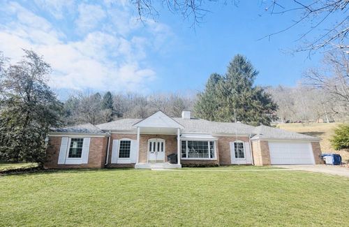 9 Hazlett Ct, Wheeling, WV, 26003-6111 | Card Image
