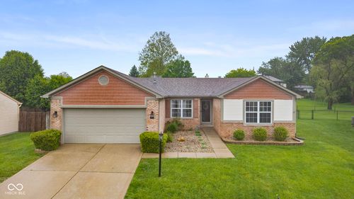 5519 Black Cherry Cir, Indianapolis, IN, 46237-3806 | Card Image