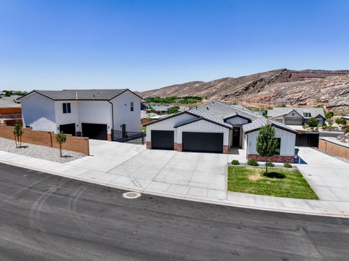 507 N 3650 W, Hurricane, UT, 84737-1422 | Card Image