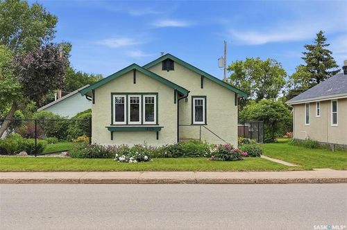 416 22nd Street W, Prince Albert, SK, S6V4K6 | Card Image