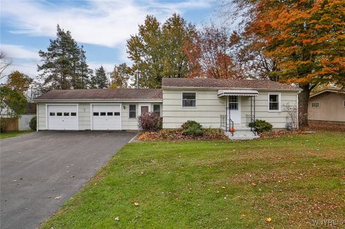 290 Maple Road, Pembroke, NY, 14036 | Card Image