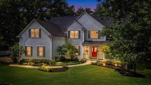 22 Sawyer Ln, Middleton, MA, 01949-1001 | Card Image