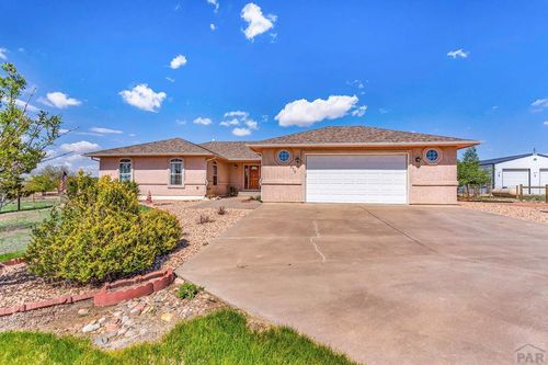 375 E Mountainside Dr, Pueblo West, CO, 81007-7592 | Card Image
