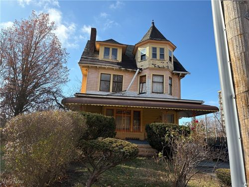 1756 E 90th St, Cleveland, OH, 44106-2045 | Card Image