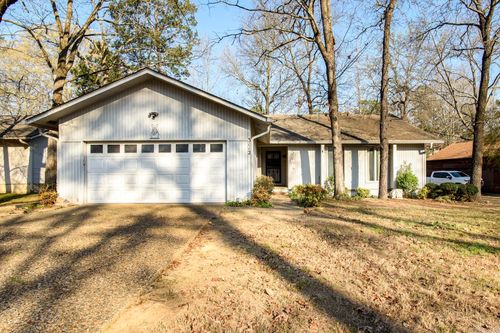 3112 Valley Park Dr, Little Rock, AR, 72212-2612 | Card Image