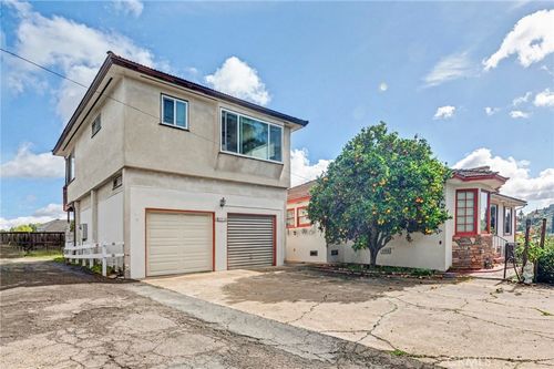 571 S Traffic Way, Arroyo Grande, CA, 93420 | Card Image