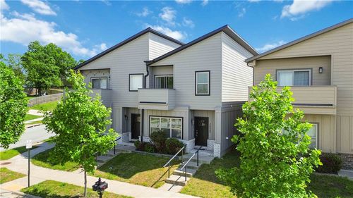 2648 N Ward Dr, Fayetteville, AR, 72704-5163 | Card Image