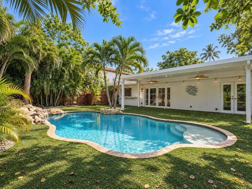 2411 S Olive Avenue, West Palm Beach, FL, 33401 | Card Image