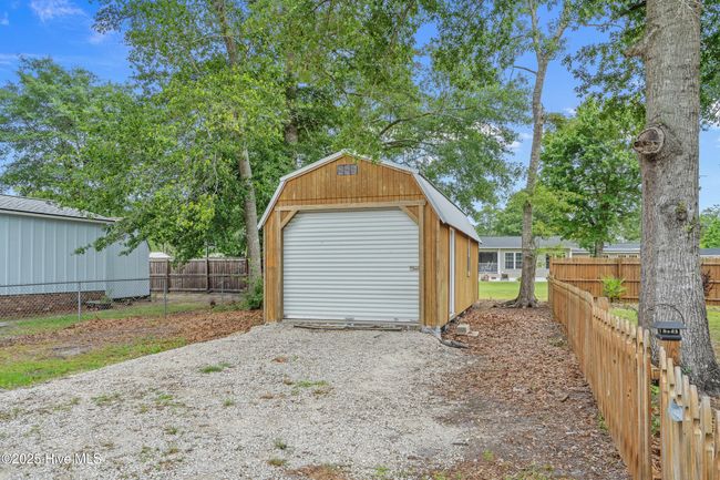 827 Salt Marsh St, House other with 3 bedrooms, 2 bathrooms and null parking in Sunset Beach NC | Image 30
