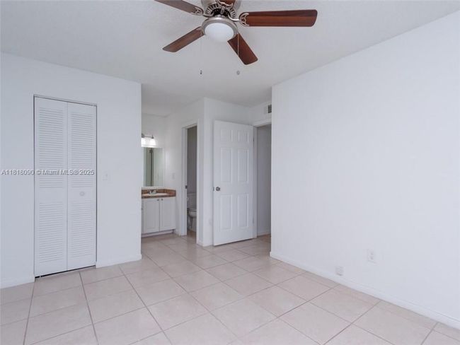 APT-707 - 1235 Sw 46 Th Ave, Condo with 2 bedrooms, 1 bathrooms and null parking in Pompano Beach FL | Image 12