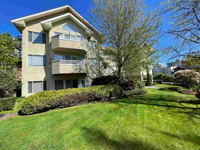 204 - 5626 Larch Street, Condo with 2 bedrooms, 2 bathrooms and 1 parking in Vancouver BC | Image 3