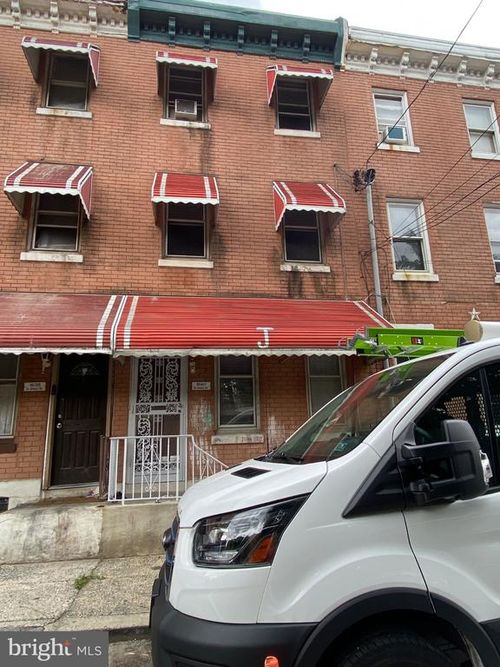 1640 N Gratz St, PHILADELPHIA, PA, 19121-3111 | Card Image