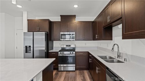 35172 Grove Trl, Fallbrook, CA, 92028-6547 | Card Image