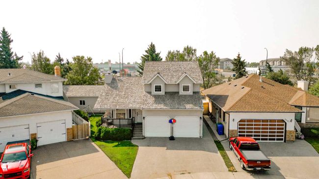 2317 35 Street S, Home with 4 bedrooms, 3 bathrooms and 4 parking in Lethbridge AB | Image 47