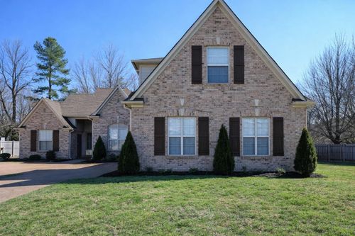 5330 Hidden Meadows Dr, Arlington, TN, 38002-8346 | Card Image