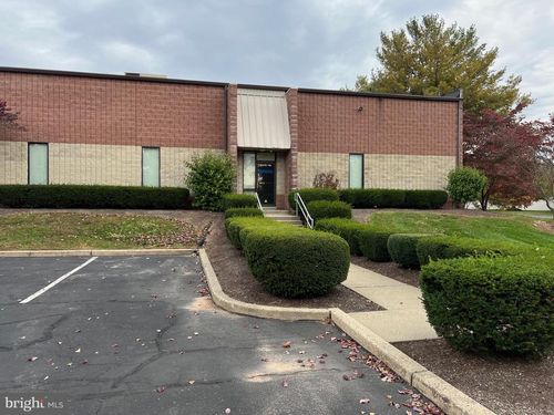 2321 N Penn Rd, HATFIELD, PA, 19440-1972 | Card Image