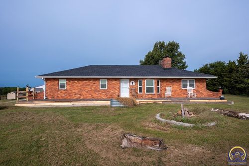 14762 175th St, Nortonville, KS, 66060-4054 | Card Image