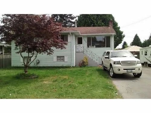 11082 146a St, Surrey, BC, V3R3V5 | Card Image