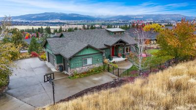 21750 E Glover Ln, Home with 4 bedrooms, 5 bathrooms and null parking in Liberty Lake WA | Image 1