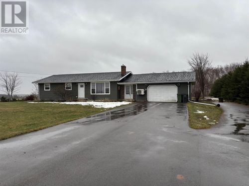 797 Kentyre Rd, North Winsloe, PE, C1E2S6 | Card Image