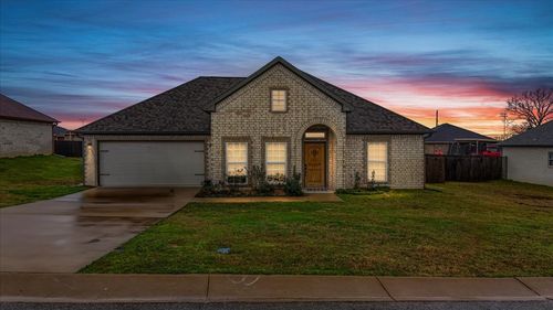 204 Nolan Farms Dr, Winona, TX, 75792-4901 | Card Image