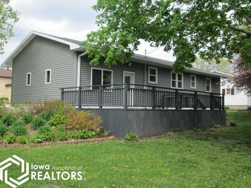 1104 1st St Se, Belmond, IA, 50421-1767 | Card Image