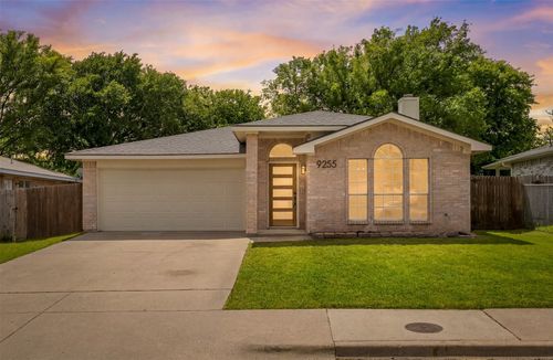 9255 Crimnson Court, Dallas, TX, 75217 | Card Image