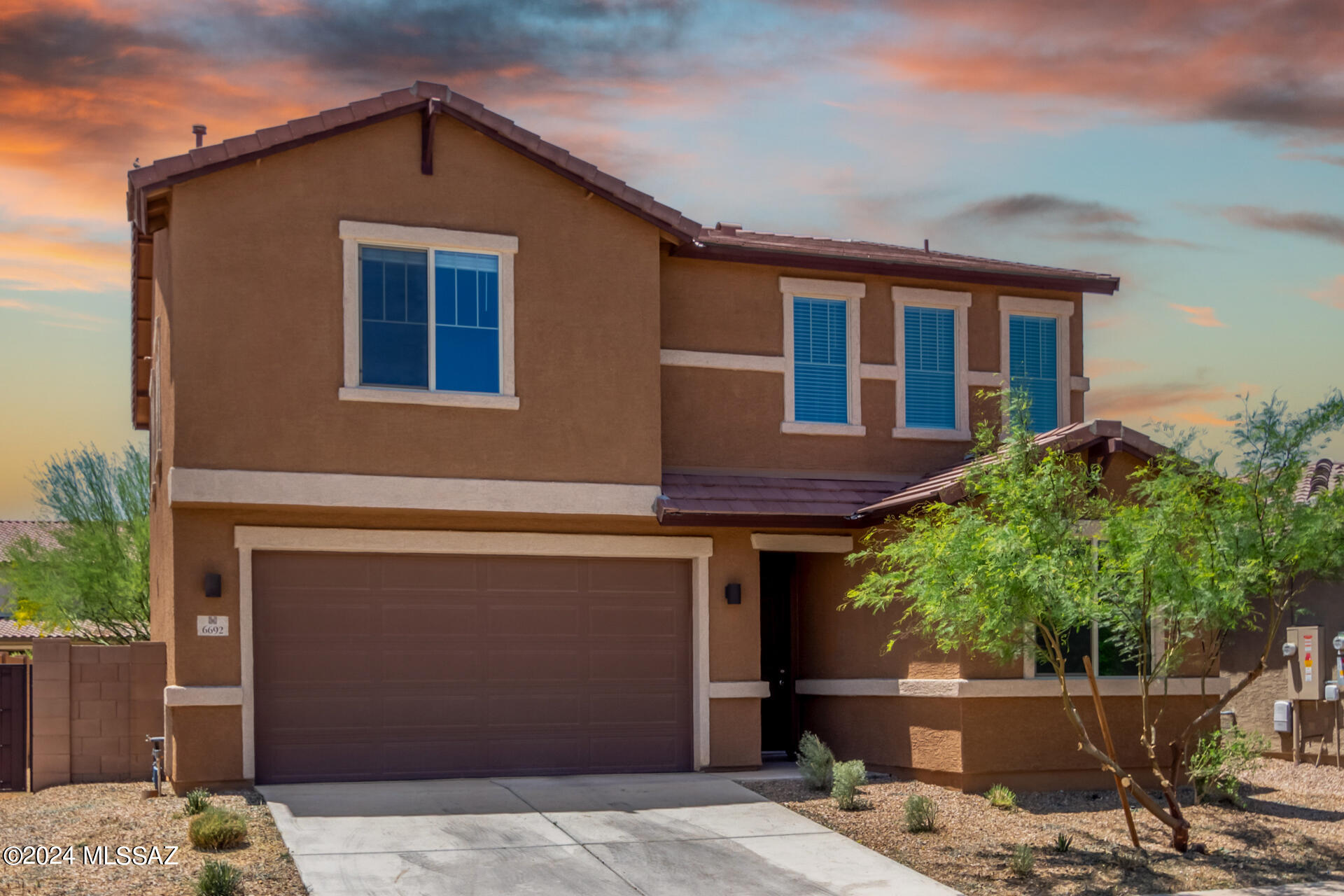Via Arroyo Azul , Tucson, AZ 85756