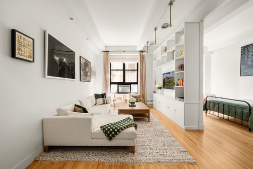 4b-148 W 23rd St, New York, NY, 10011-2461 | Card Image