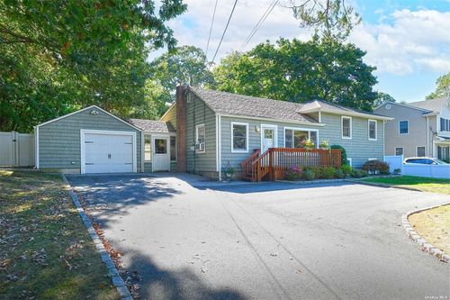 236 Larch Lane, Smithtown, NY, 11787 | Card Image