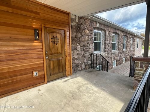 3884 Route 115, Blakeslee, PA, 18610-9320 | Card Image