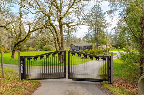 4085 Dupree Dr, Metchosin, BC, V9C3Z6 | Card Image