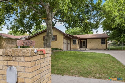 509 Joe Morse Dr, Copperas Cove, TX, 76522-3121 | Card Image