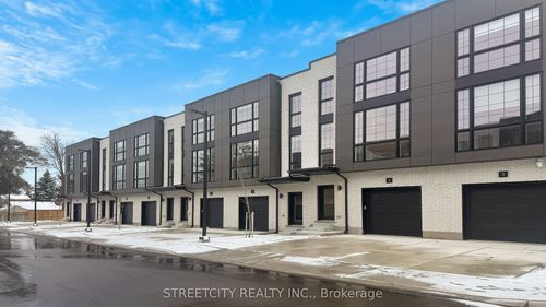 8-2500 Main St, London, ON, N6P1A1 | Card Image