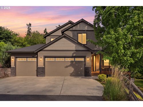 638 N 12th Ct, Ridgefield, WA, 98642-5455 | Card Image