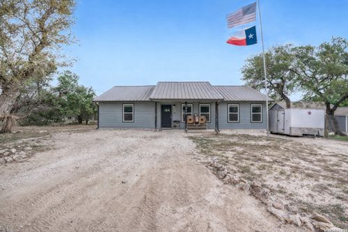 1209 Covered Wagon, Spring Branch, TX, 78070 | Card Image